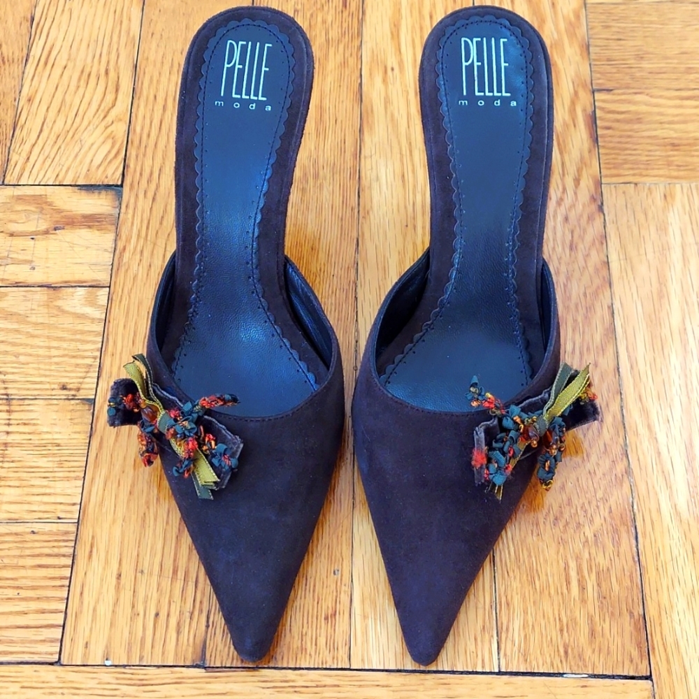 Pelle Moda Pointy Leather Mules 7.5